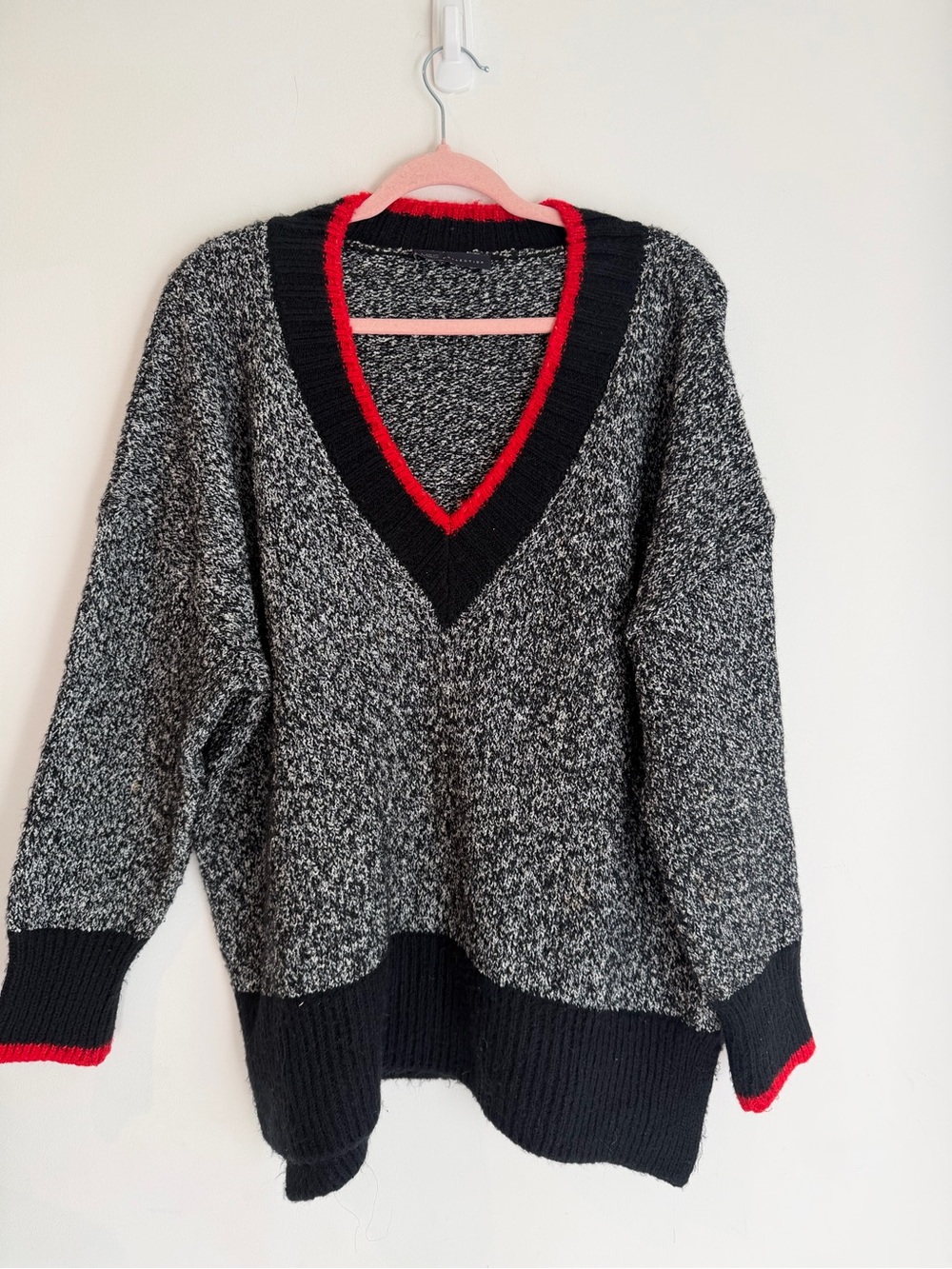 Marks & Spencer Black & White Marled V-Neck Sweater with Red Trim - Picture 2 of 4